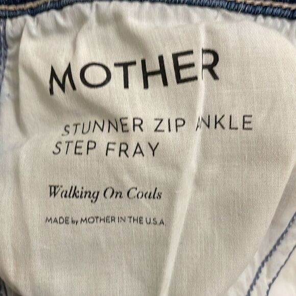 Mother Stunner Zip Ankle Step Fray Walking on Coals Jeans - Picture 6 of 7